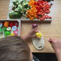Bigjigs Toys Slicing fruit in a box