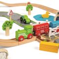 Bigjigs Rail Wooden train track with country road 80 pieces
