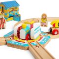 Bigjigs Rail Turntable with tea leaf motif