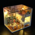 2Kids Toys miniature house Cheryl's room