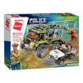 Qman Police Battle Force W1923 Escape of the Giant Bear