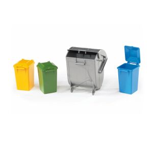 Bruder Set of ashtrays