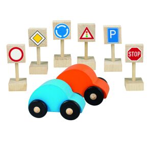 Detoa Cars and road signs