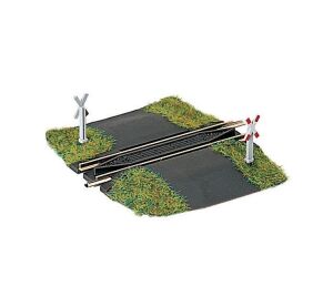Fleischmann Railway crossing - 9499 N