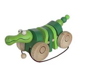 Wooden pulling crocodile clapping