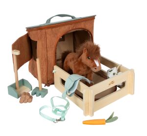 small foot Plush Horse with Stable and Accessories