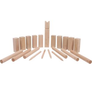 small foot Viking game Kubb Arthur Viking chess