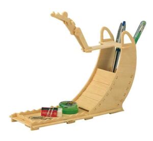 Woodcraft Wooden 3D Puzzle Pencil Stand Jump Into Water