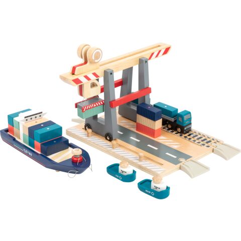 small foot Boat depot with accessories