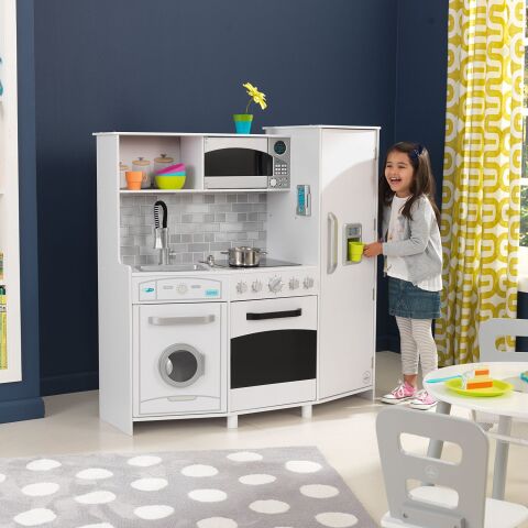 KidKraft Large children's kitchen with lights and sounds