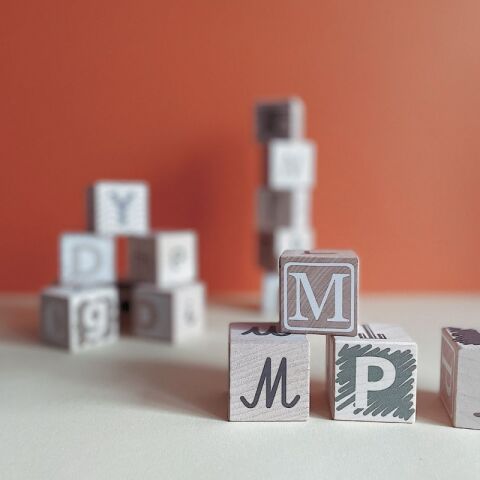 Bajo Dice alphabet
