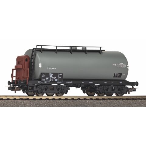 Piko Tank Wagon DR III - 24509